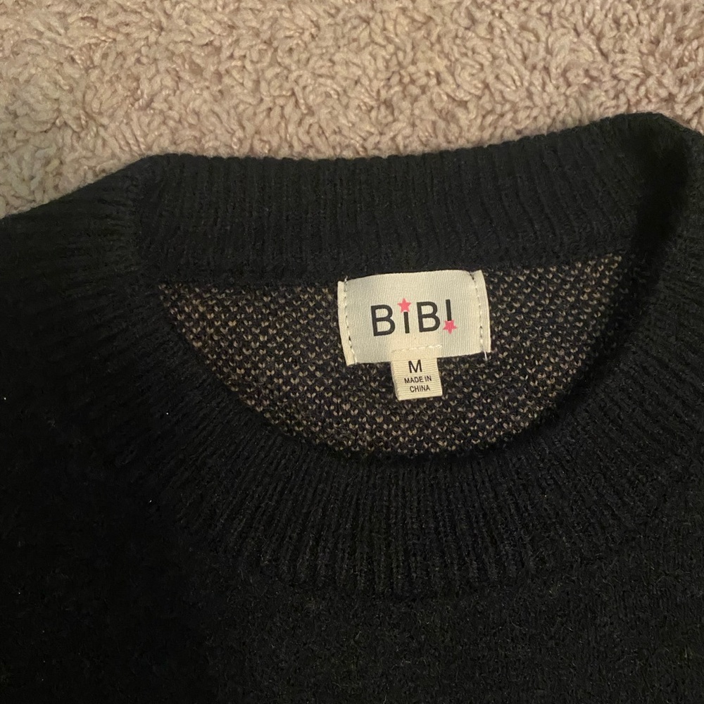 BiBi Black Sweater with Tan Tiger Design - Picture 2 of 5